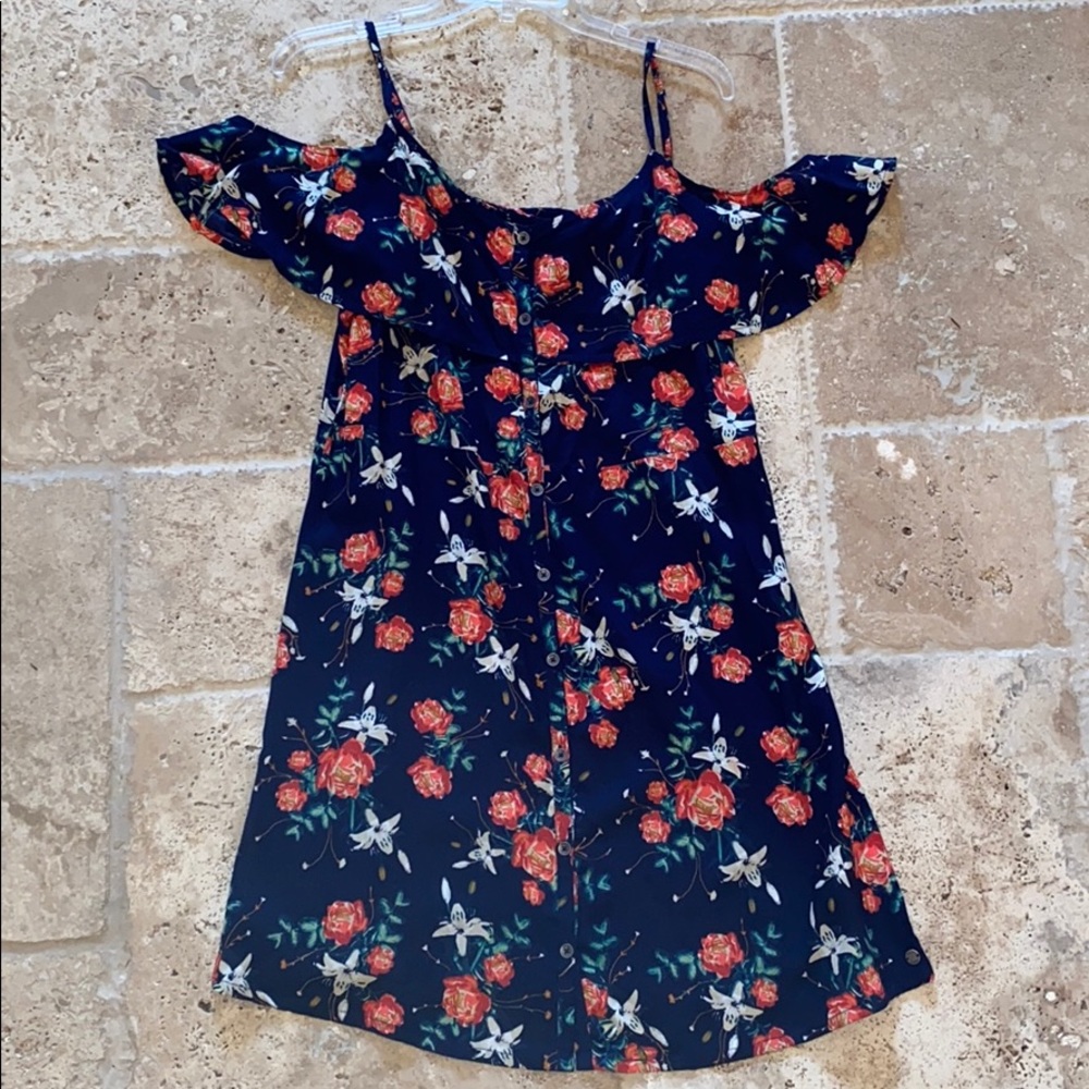 Roxy cold shoulder dress *BRAND NEW*
